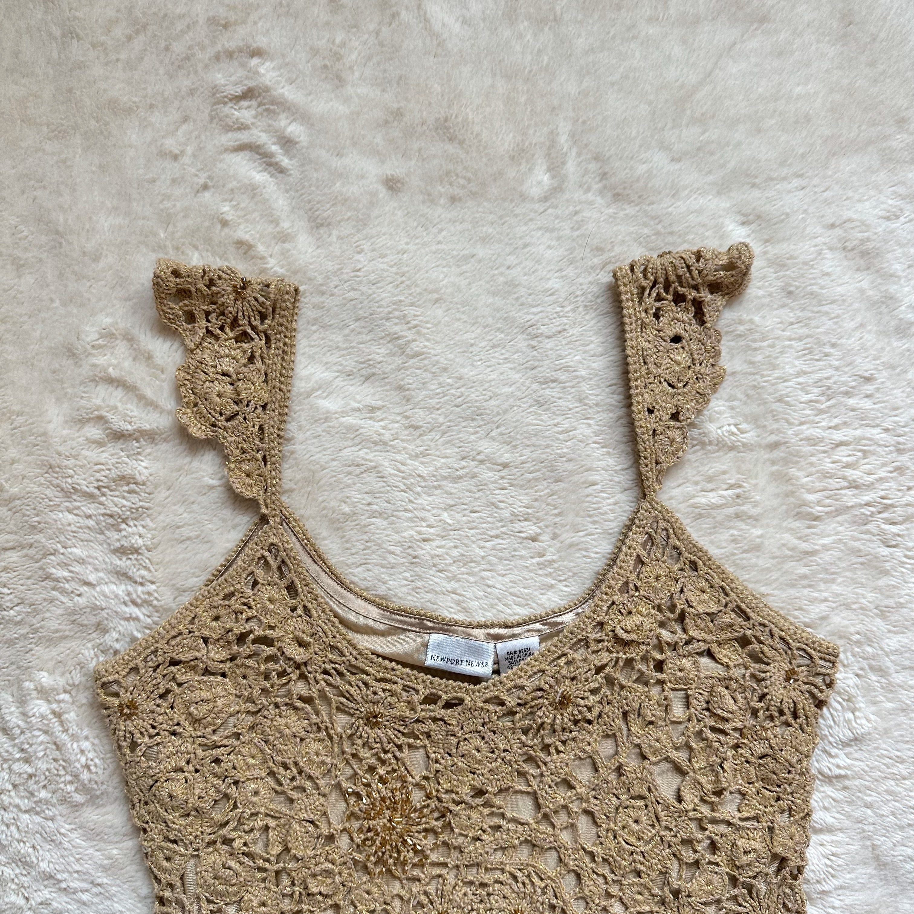 2000's crocheted sands lace set