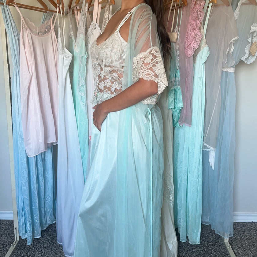 1980's seafoam lace negligee + bed jacket