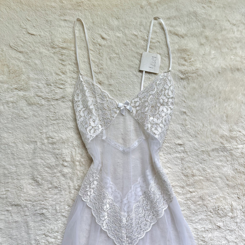 1990's heirloom veil negligee