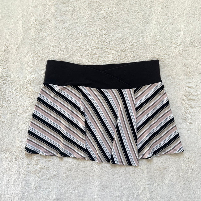 2000's striped mini skirt