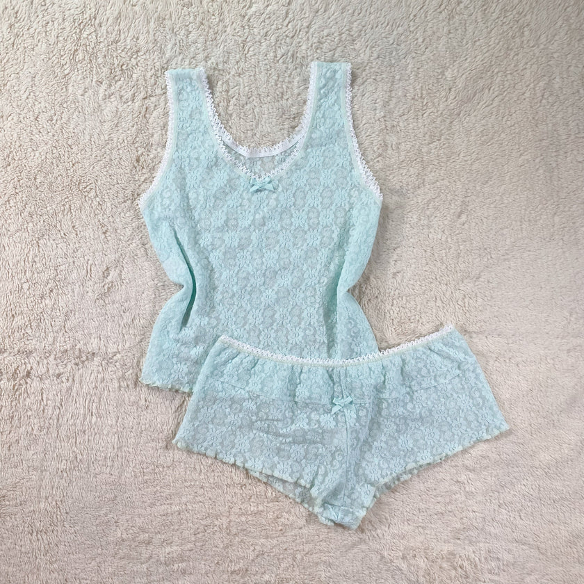 the petal lace set