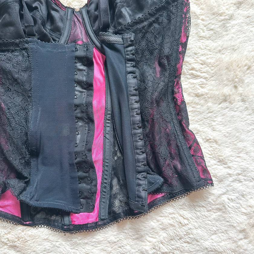 1980's berried lace bustier