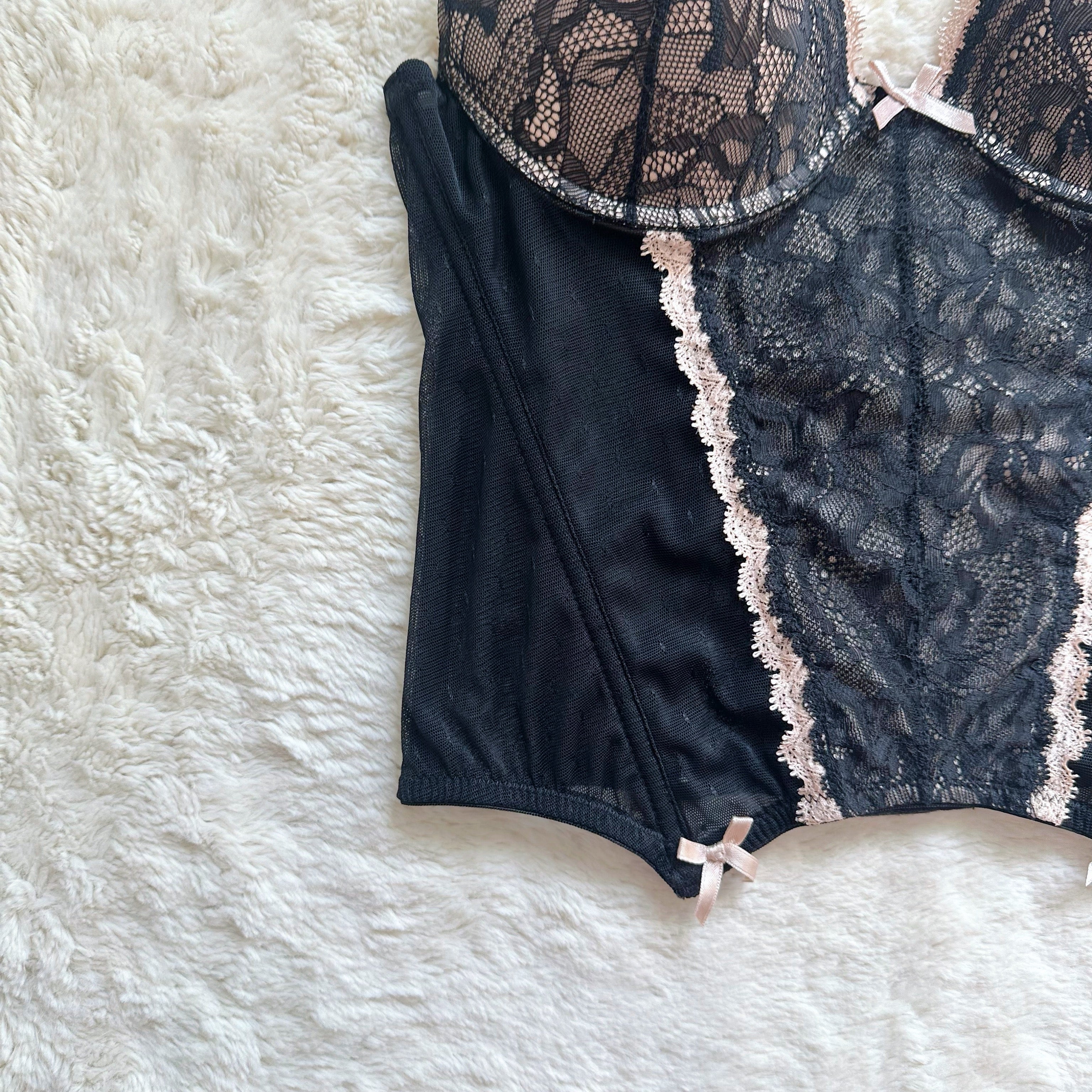 2000's sugar lace corset