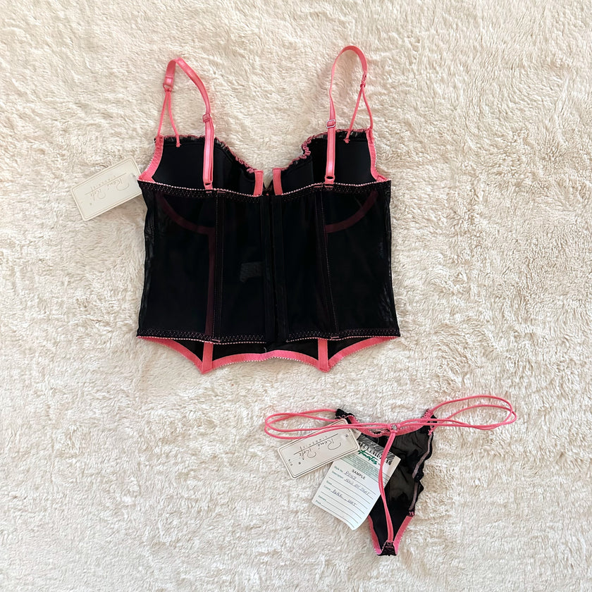 2000's noir rose bustier set