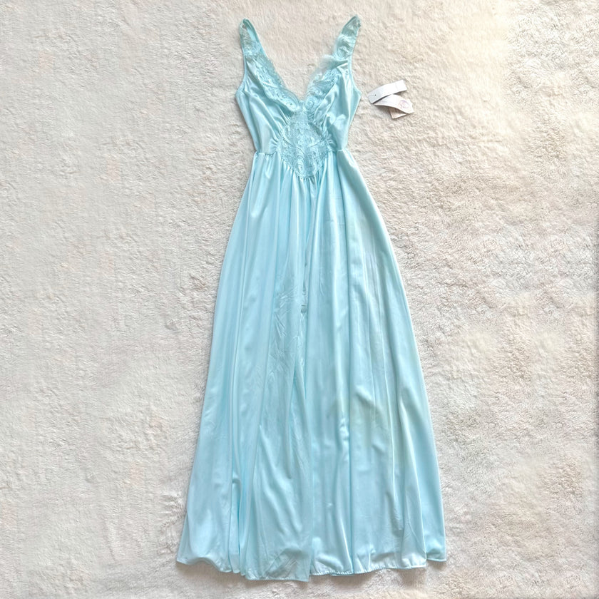 1990's blue blossom negligee