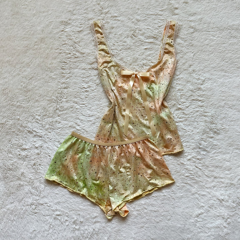 the iridessa tank set