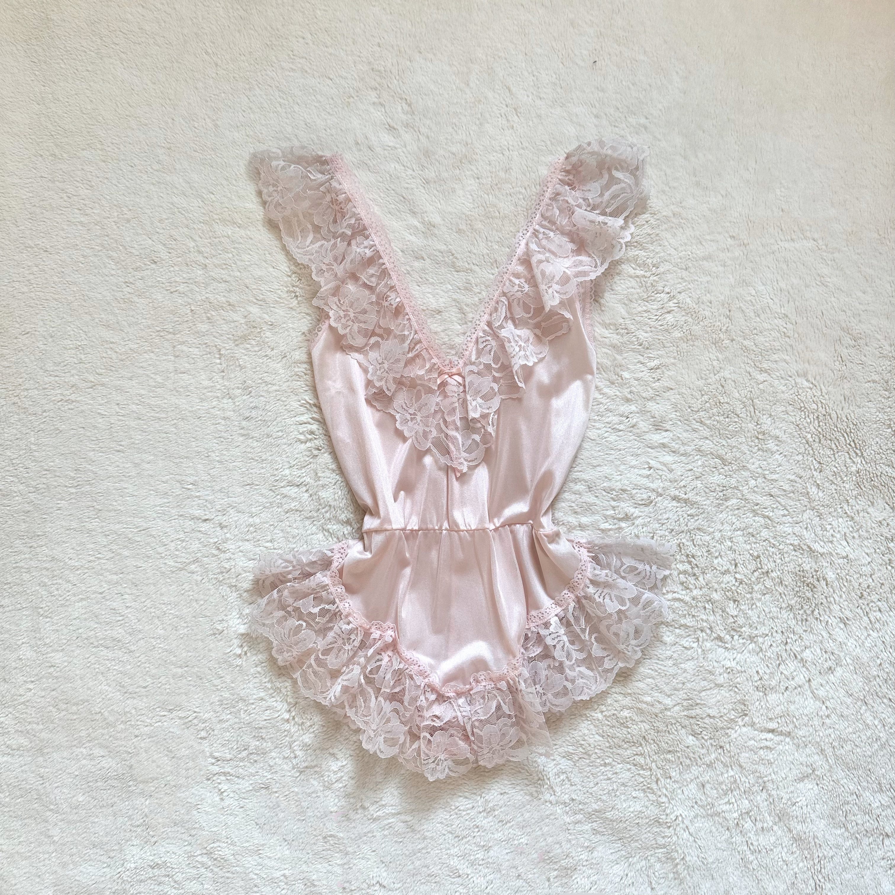 1980's petaline flutter teddy