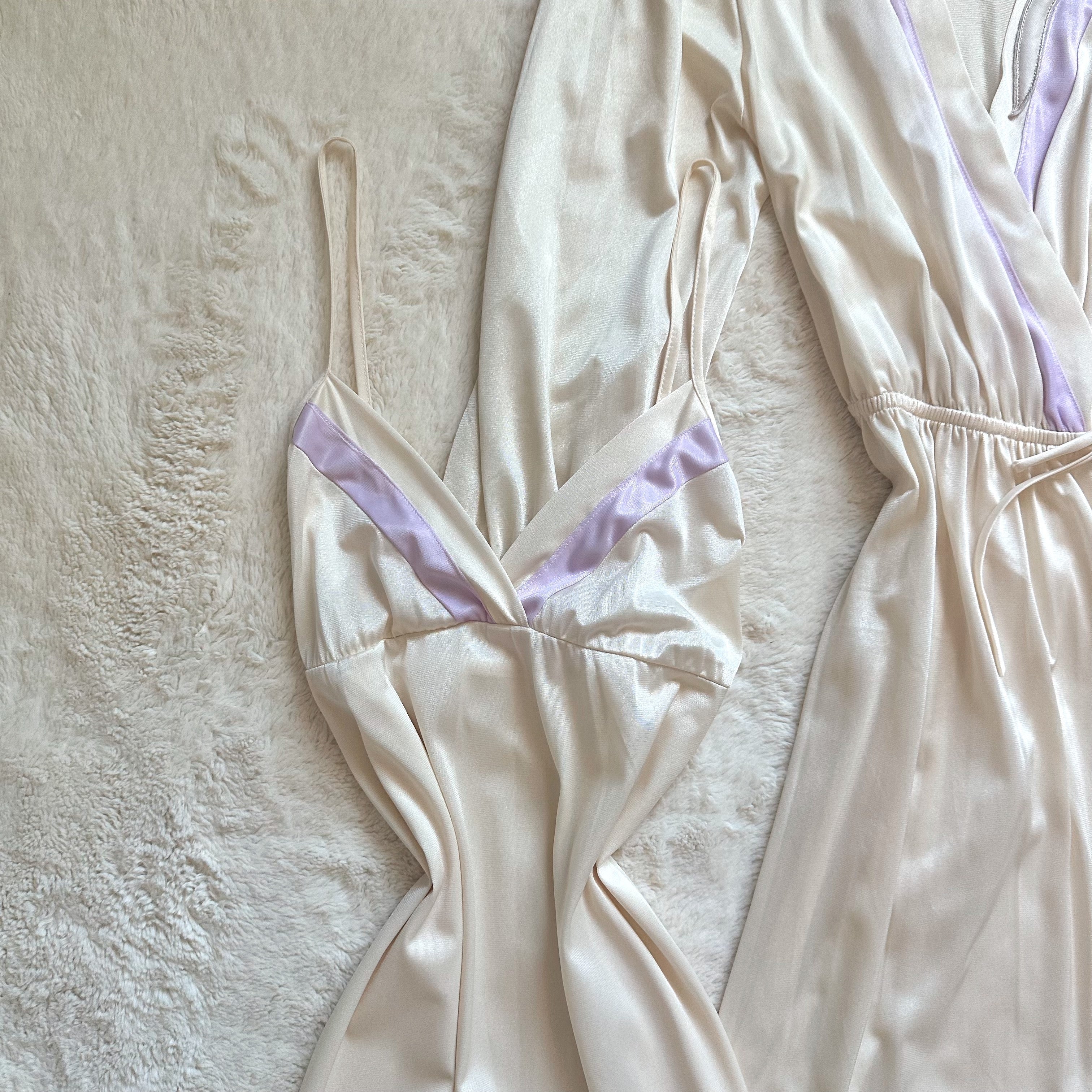 1990's lilac & cream negligee set