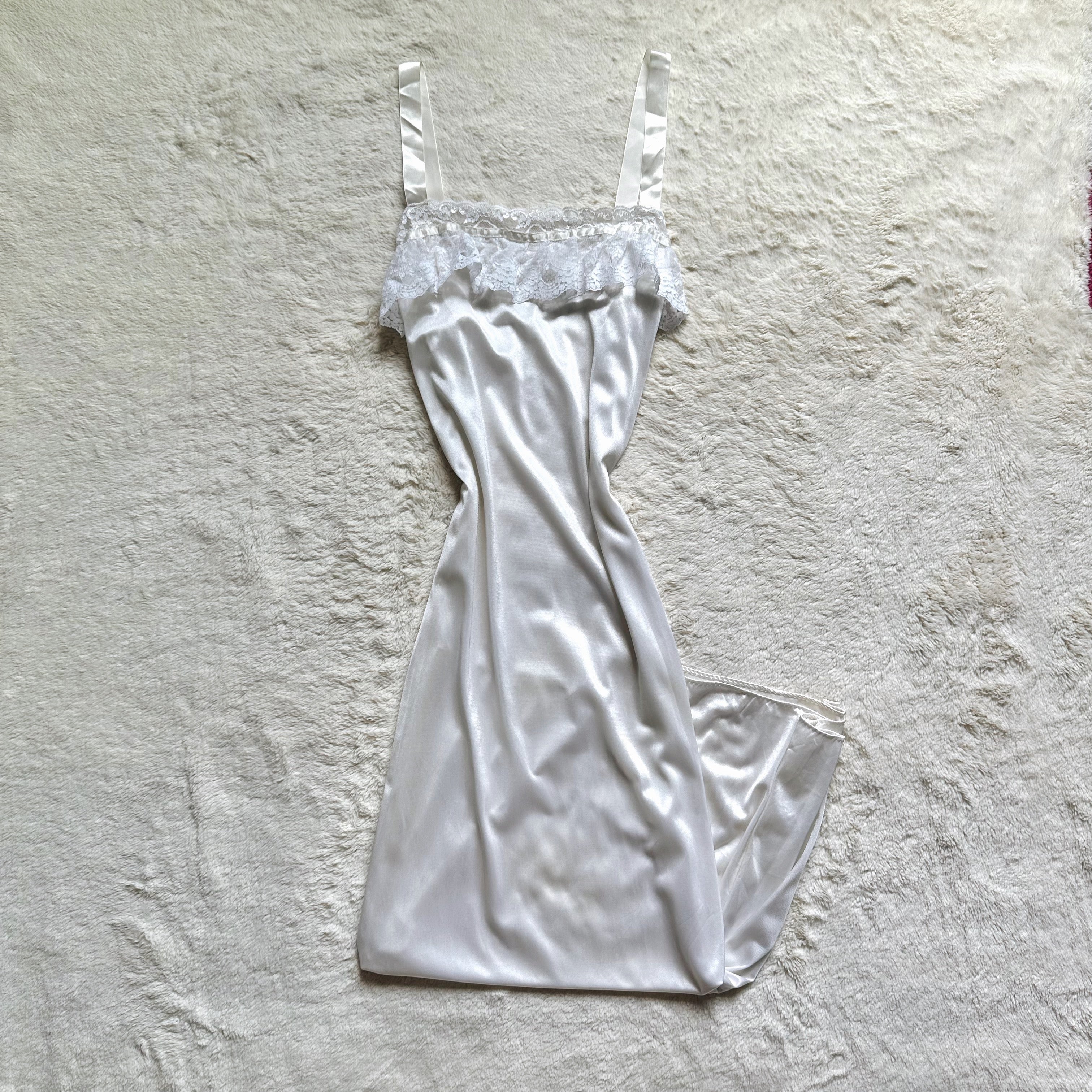 1980's veiled grace gown