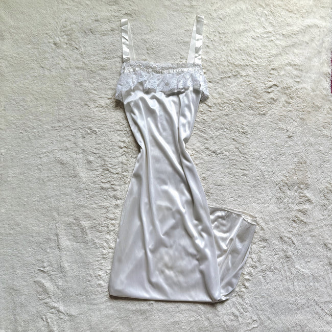 1980's veiled grace gown