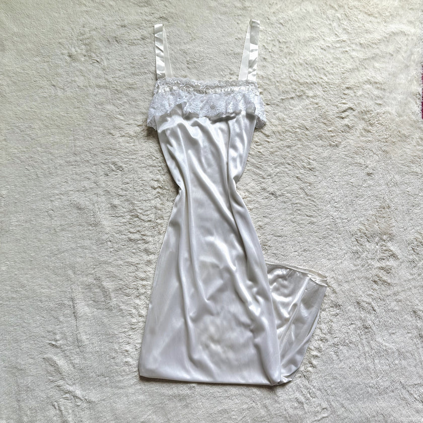 1980's veiled grace gown