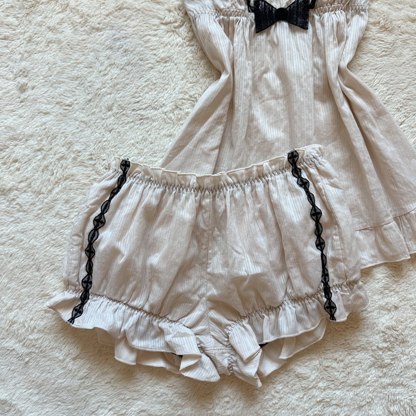 japanese brand ivory noir sleep set