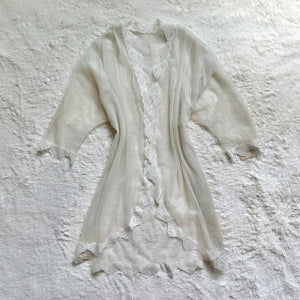 1980's something borrowed robe