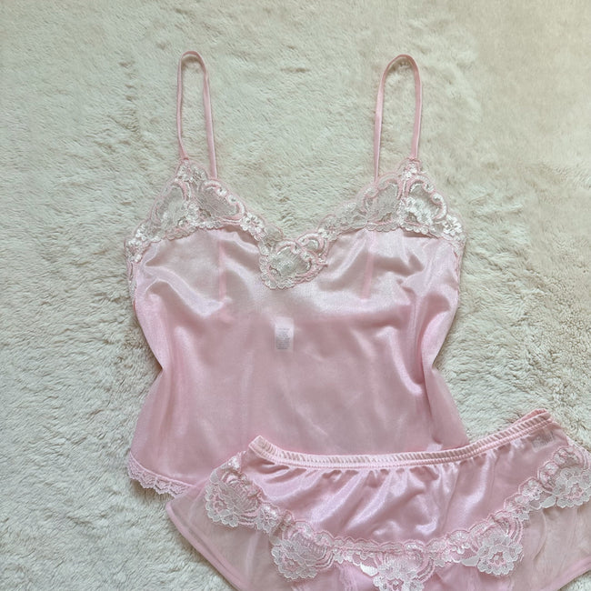 2000's pink champagne lounge set