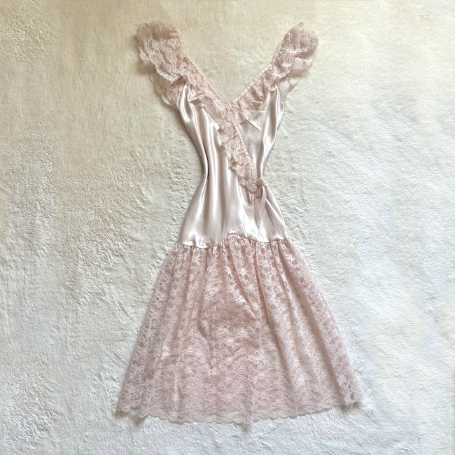 1980's champagne kiss gown