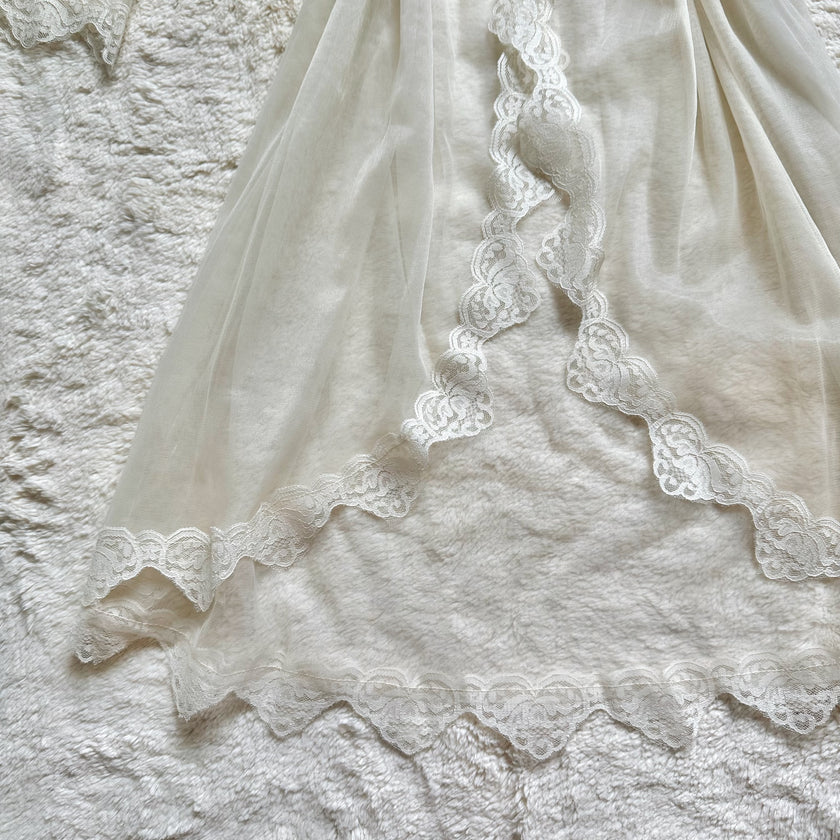 1980's something borrowed robe
