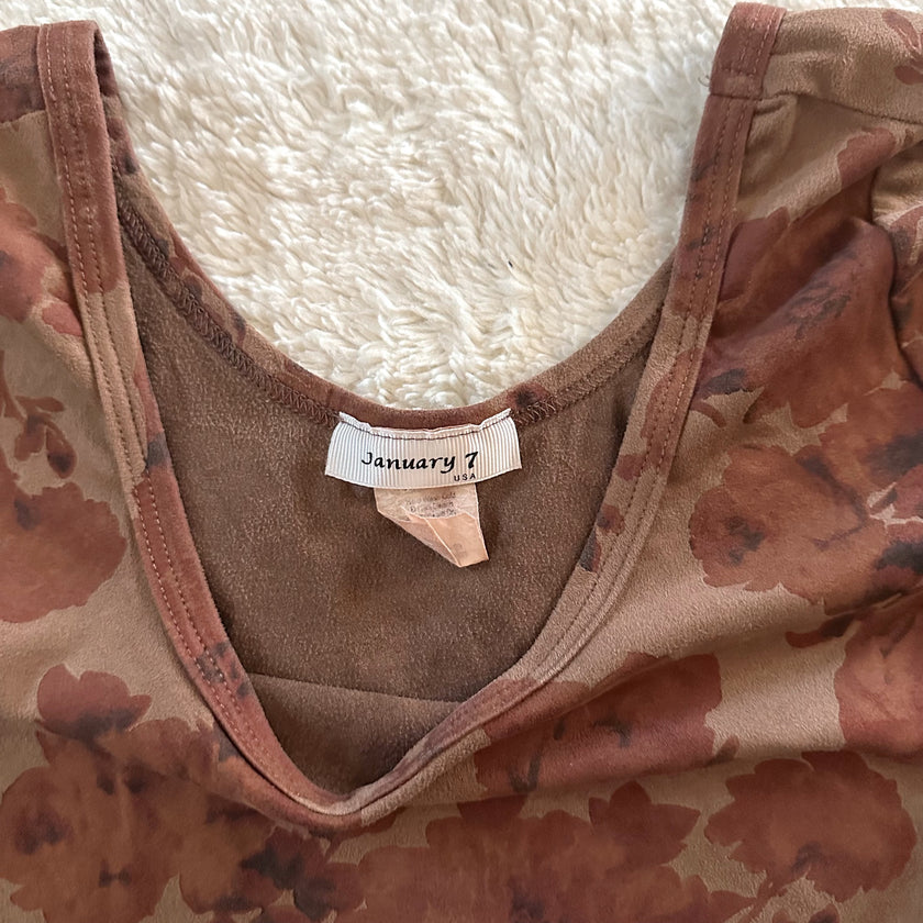 2000's cinnamon bloom crop top