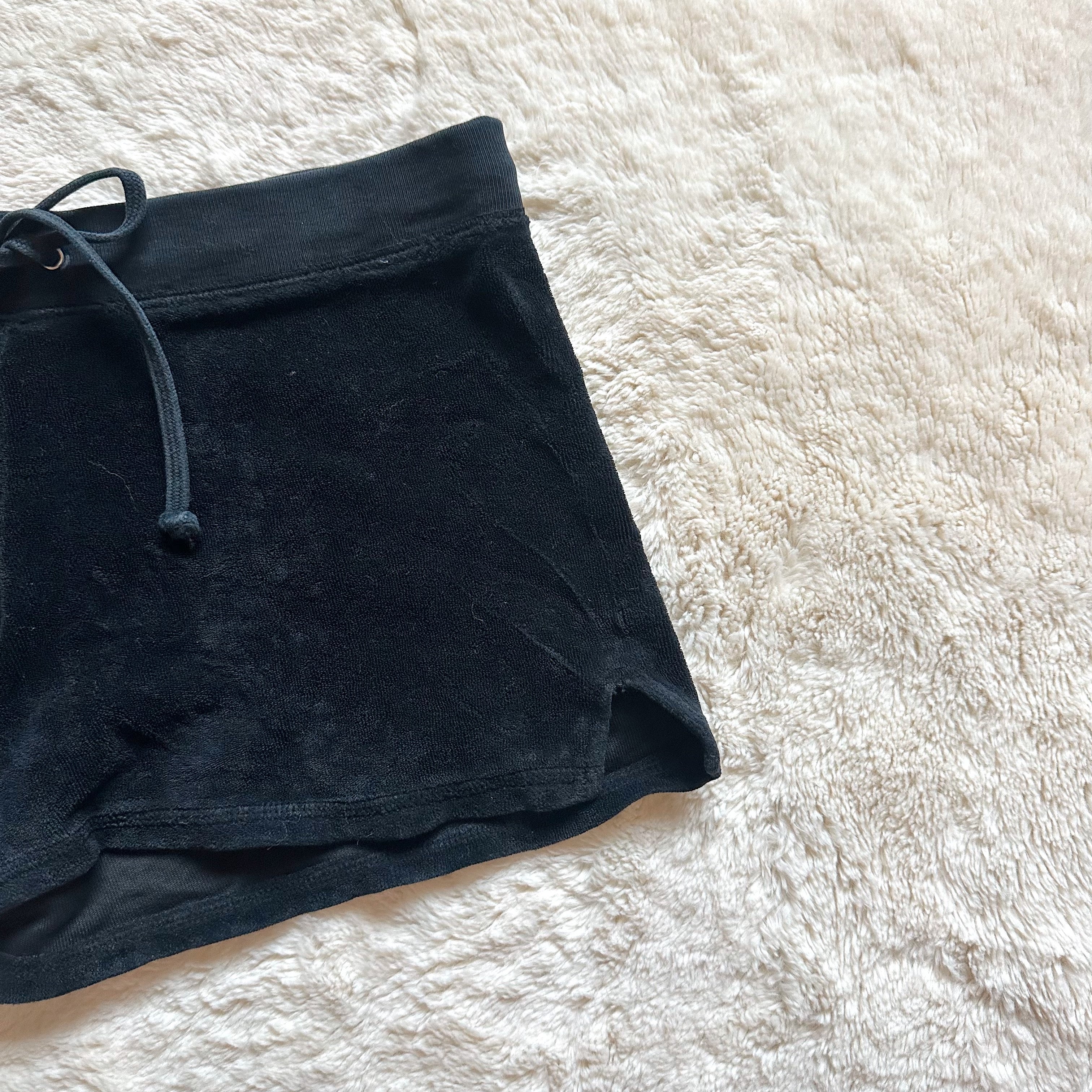 2000's juicy couture velour track shorts