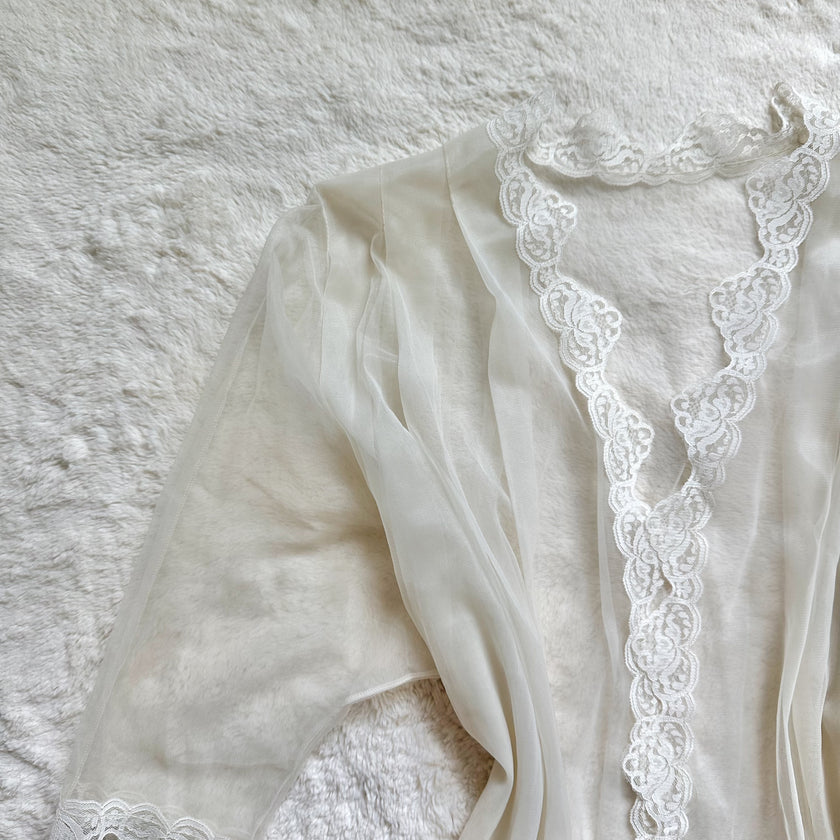 1980's something borrowed robe
