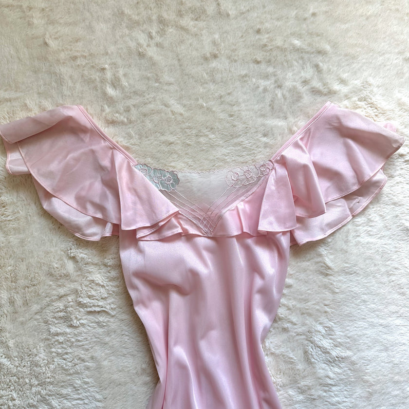 1970's petal halo negligee