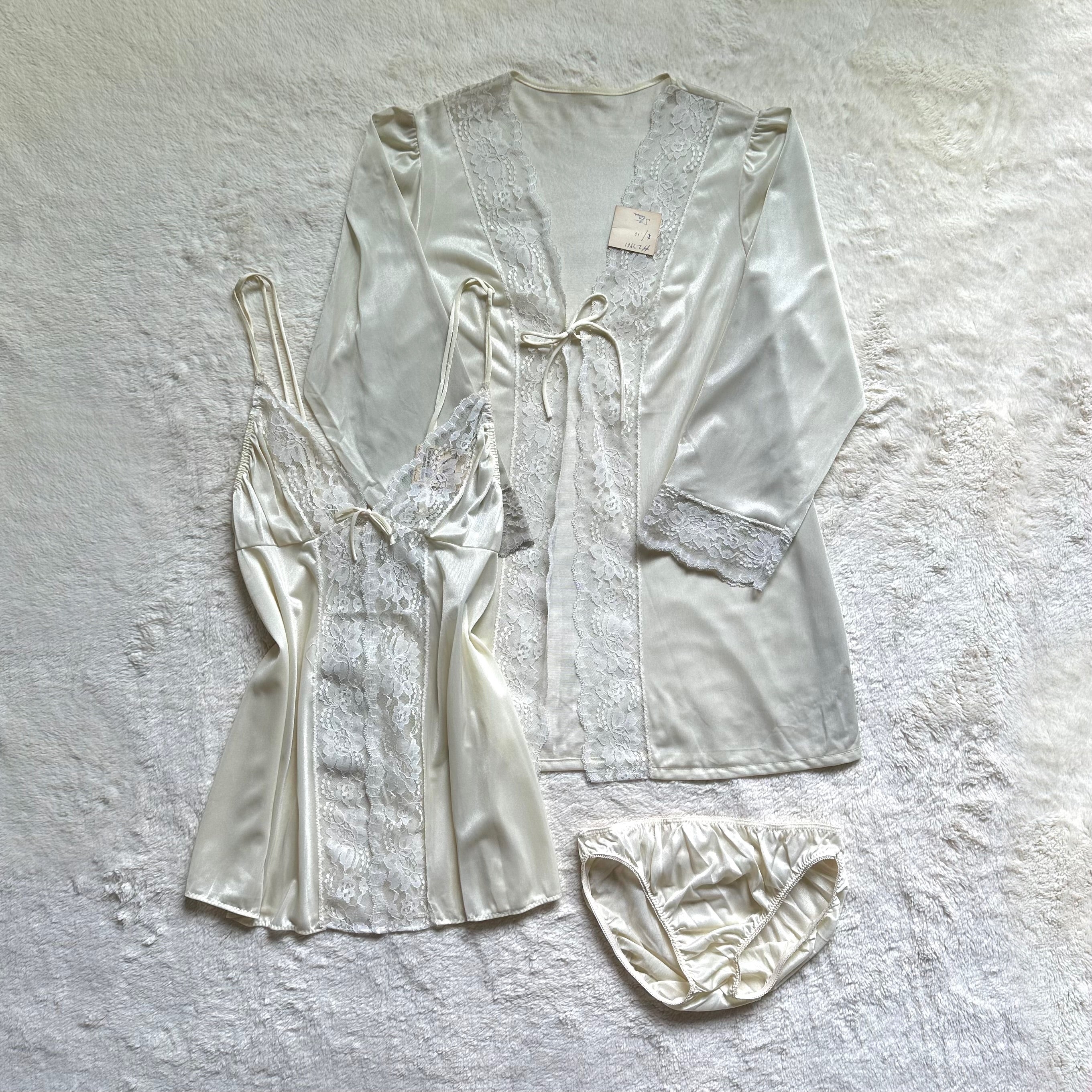 1980's forever yours 3 pc set