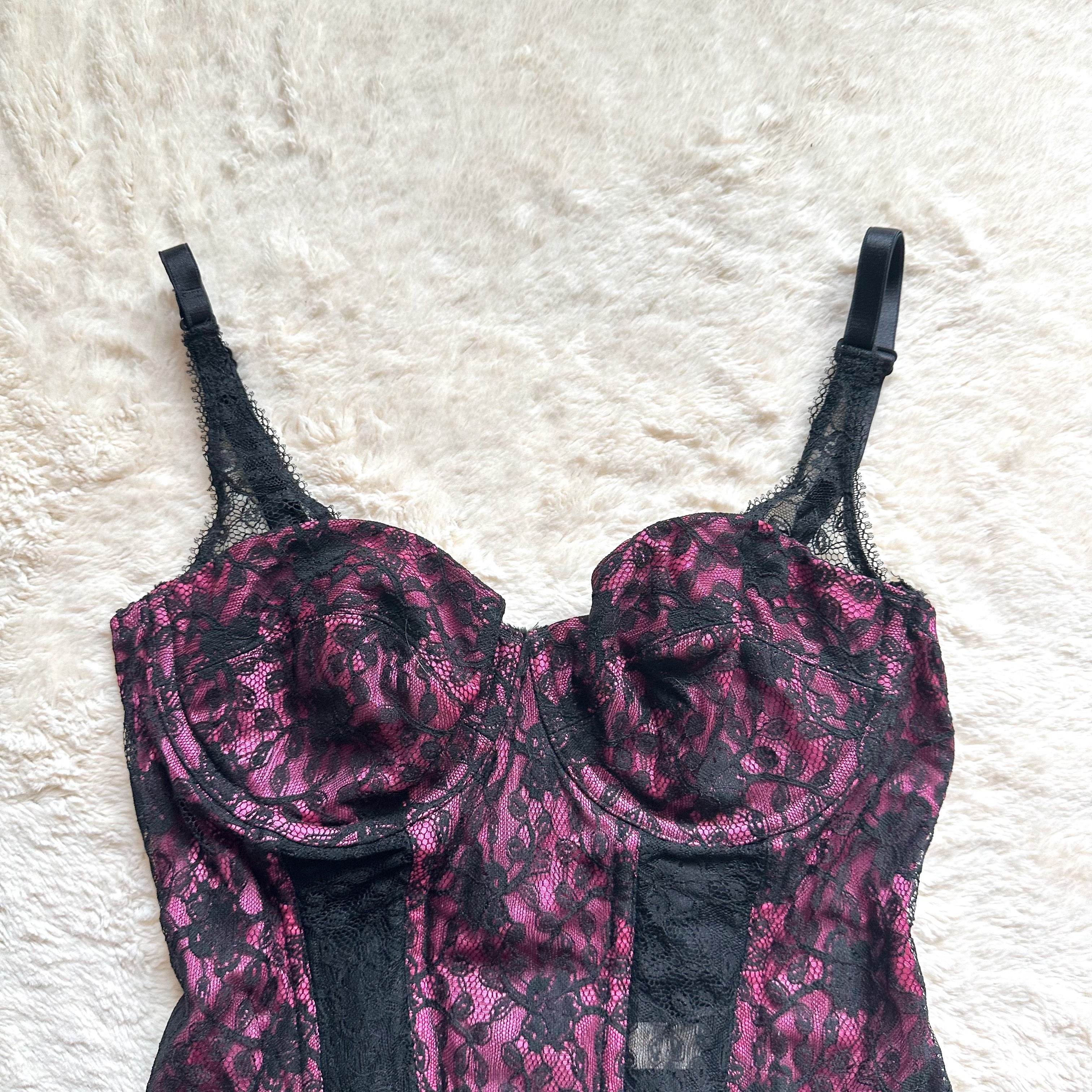 1980's berried lace bustier