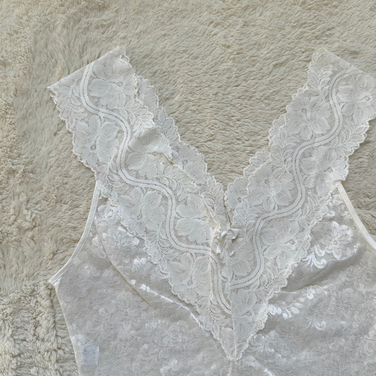 2000's pearl lace camisole