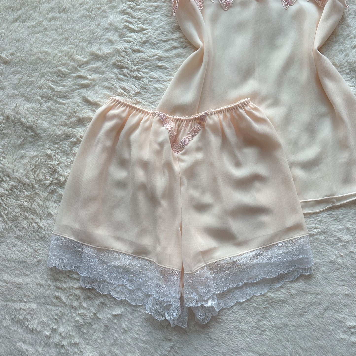 japanese brand peach lounge set