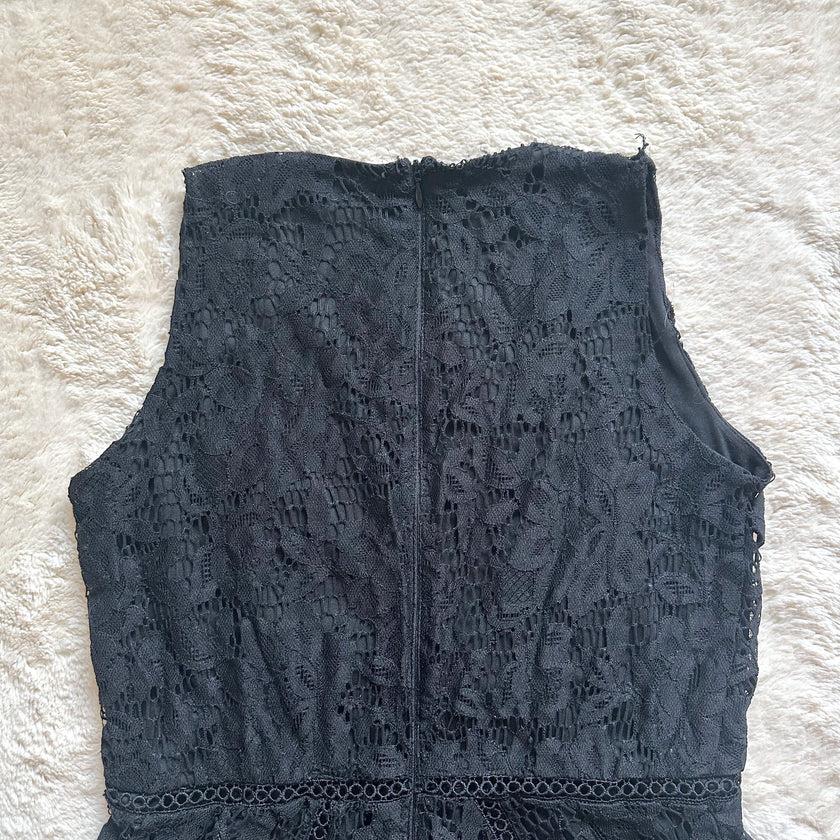2000's noir lace asymmetrical dress