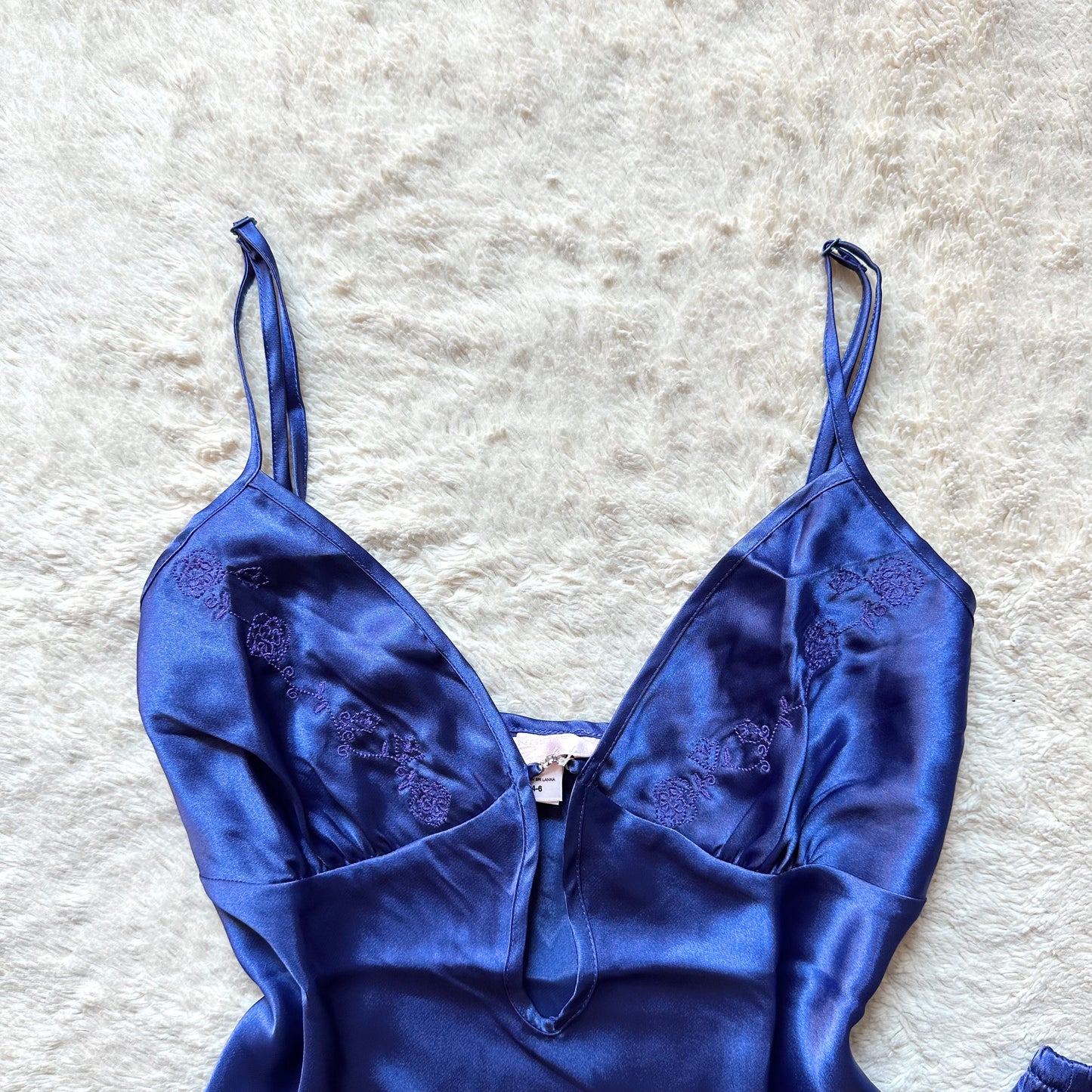 2000's indigo satin sleep set