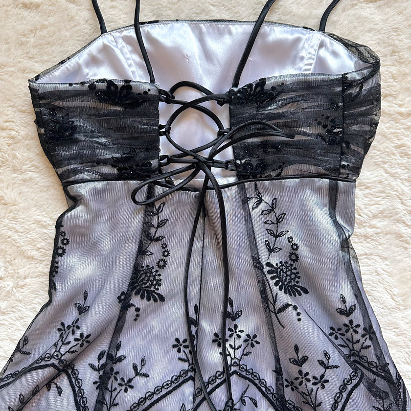 1990's noir chantilly babydoll