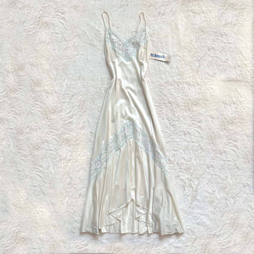 1980's ivory lace heirloom gown