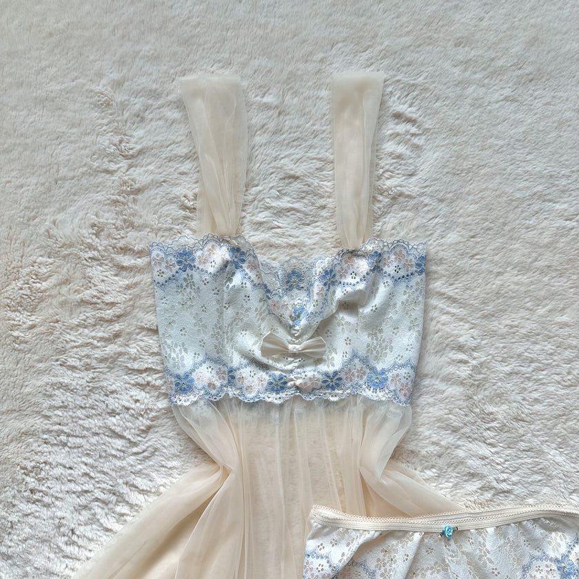 the sonnet ruffle mini set