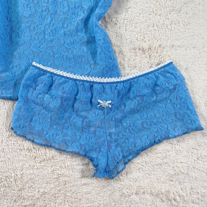 the petal lace set