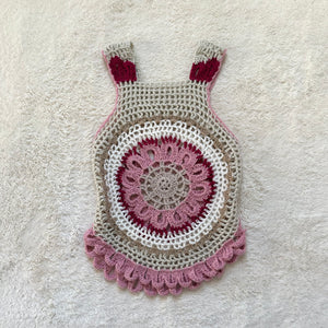 2000's crochet mandala top