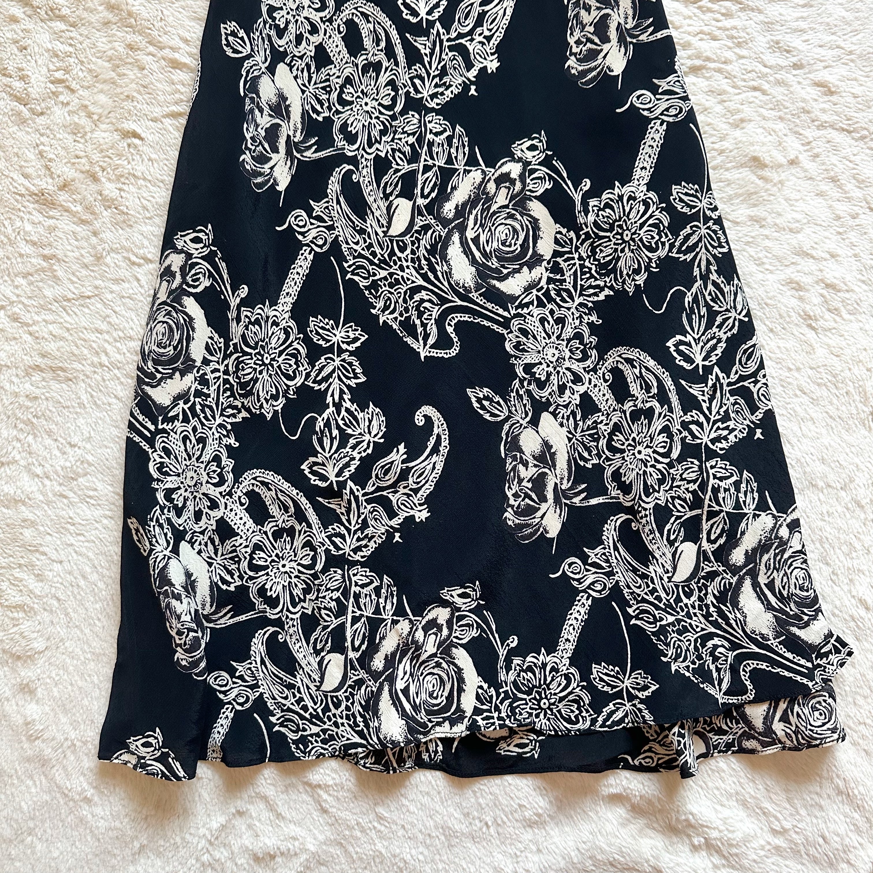 2000's ivory filigree dress