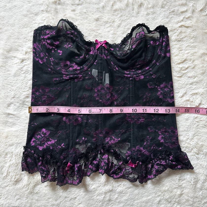 1990's gothic princess lace corset