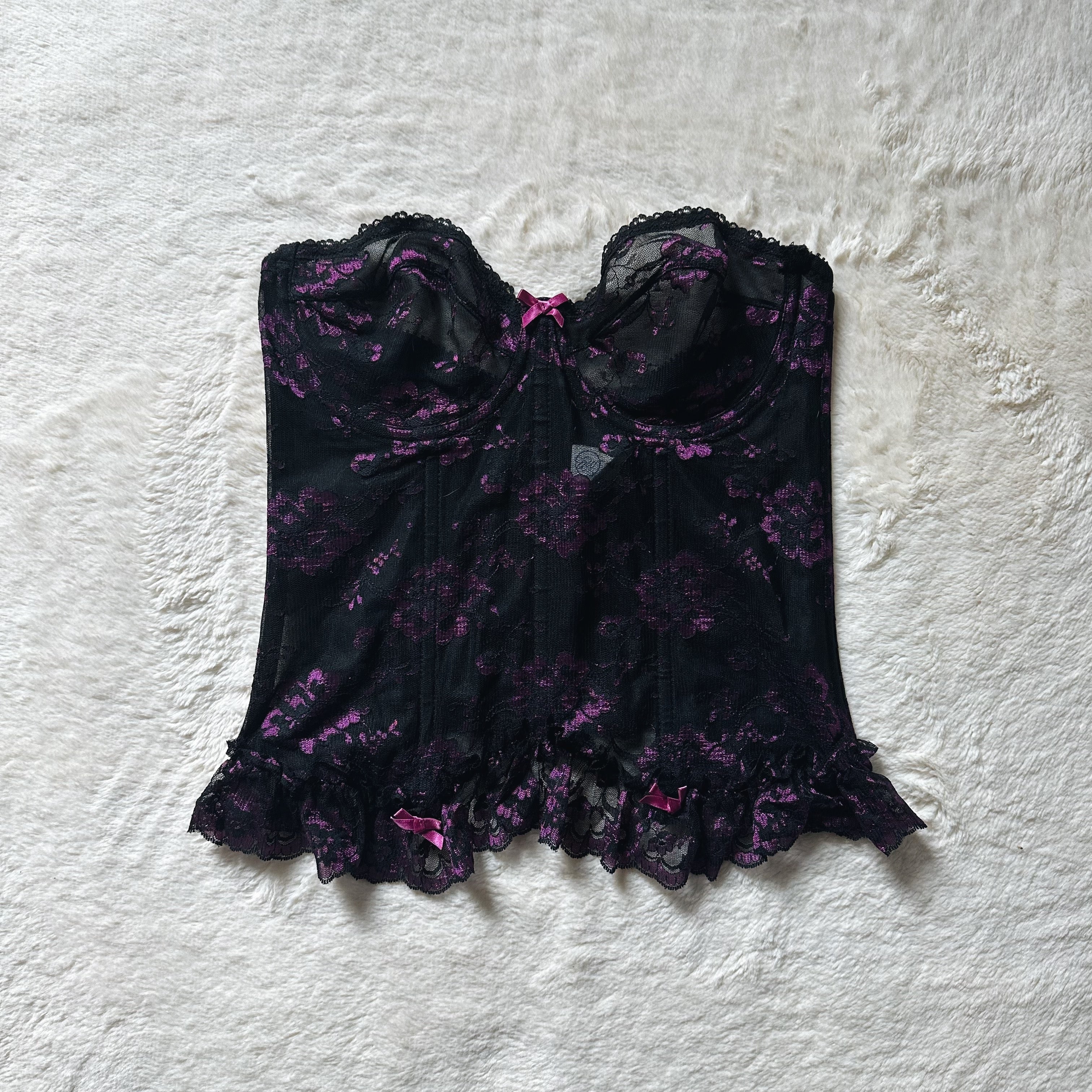 1990's gothic princess lace corset