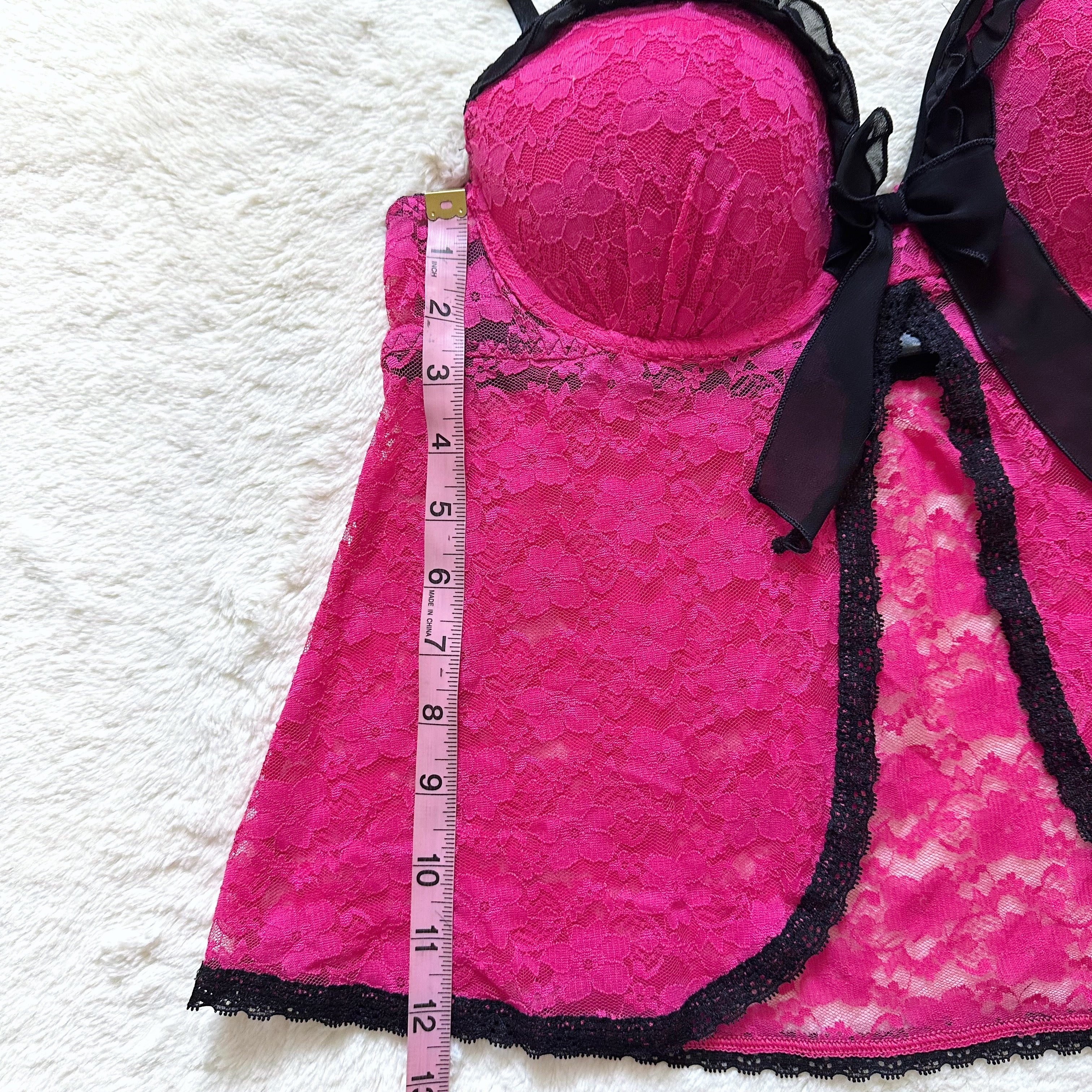 2000's raspberry lace camisole