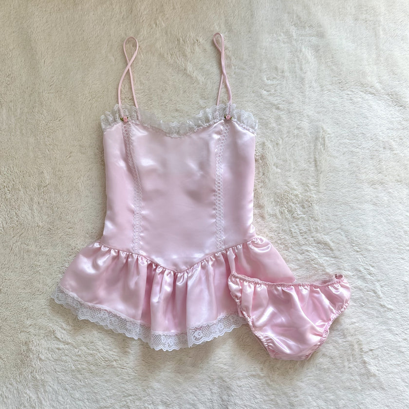 1990's coquette cupcake set