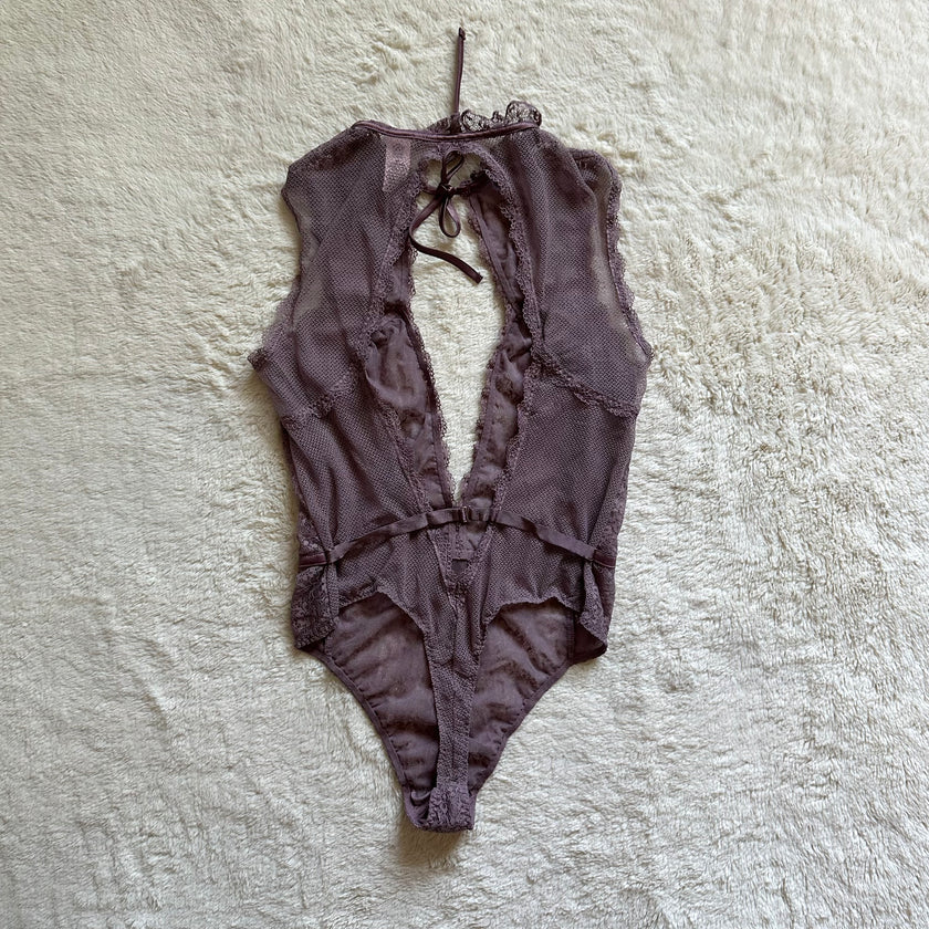 2017 mauve chantilly teddy