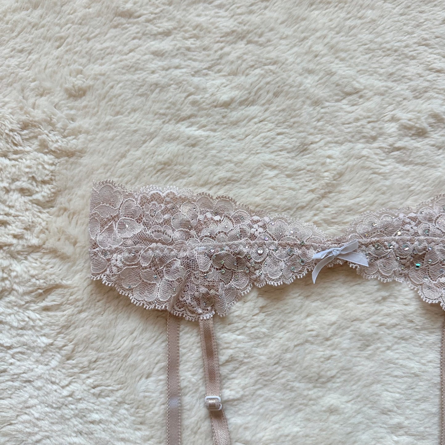 2013 champagne glow garter belt