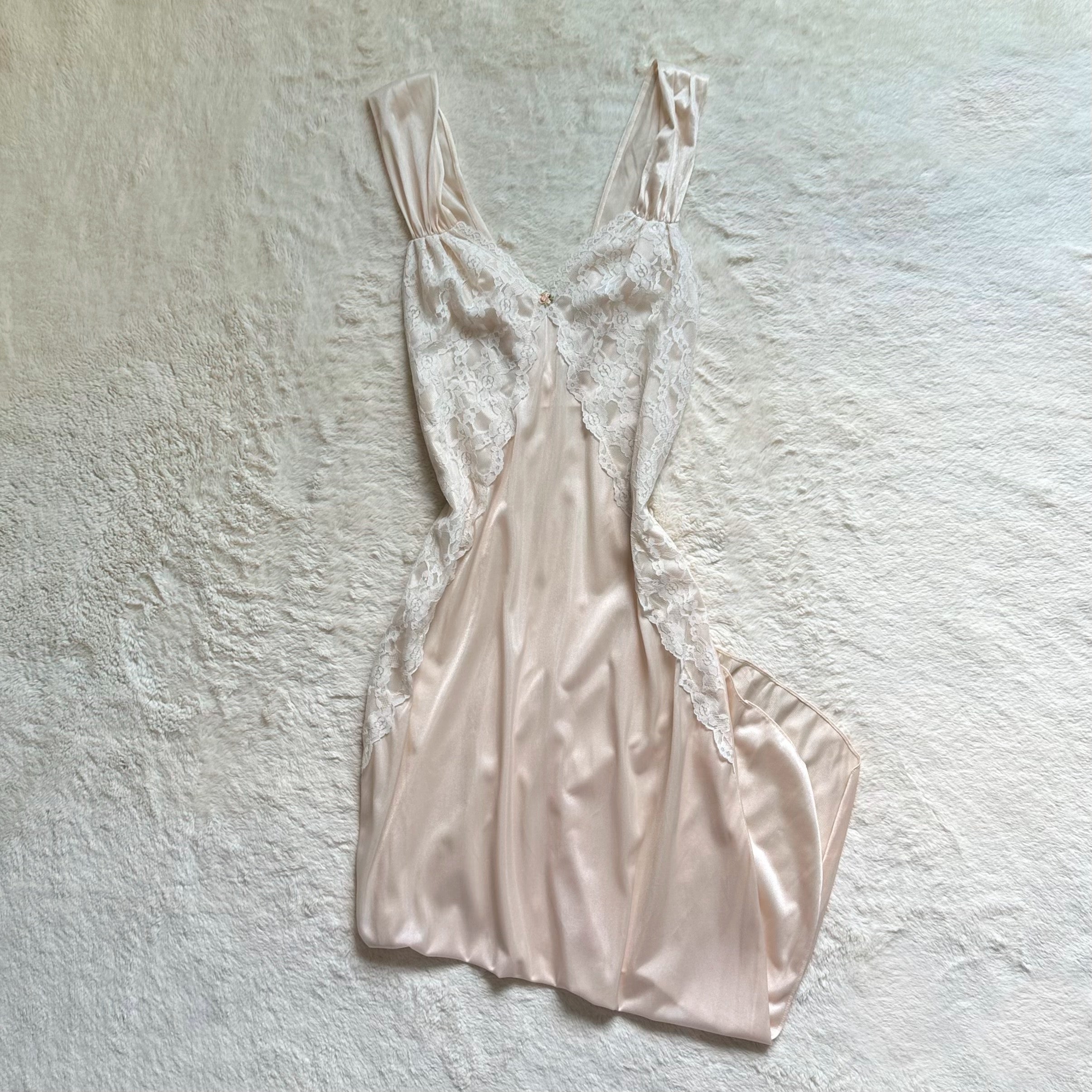 1980's silken cream negligee