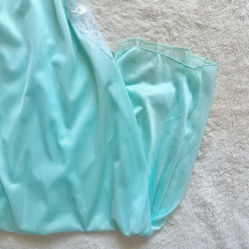 1980's aqua belle negligee
