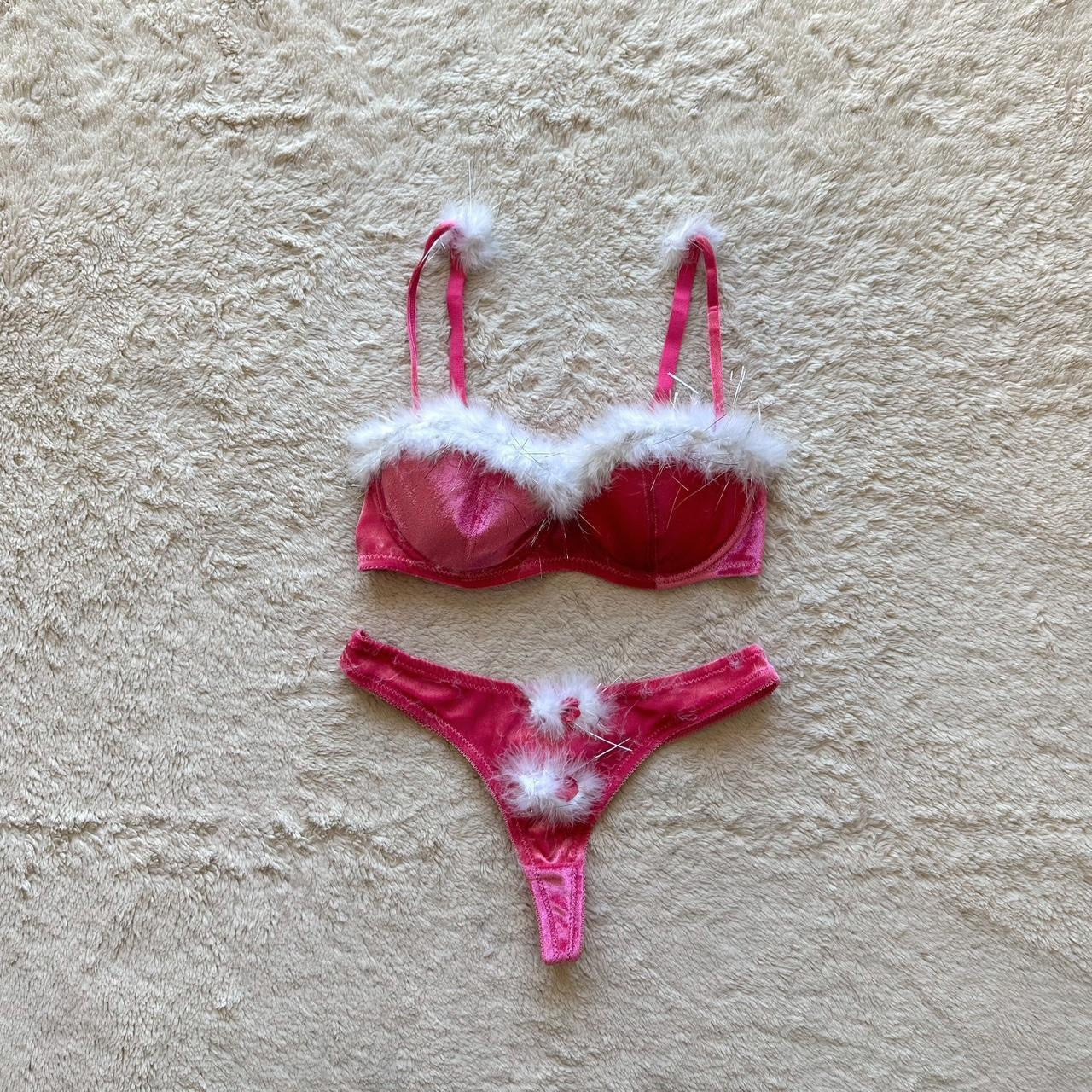 2000's pink sexy santa bra