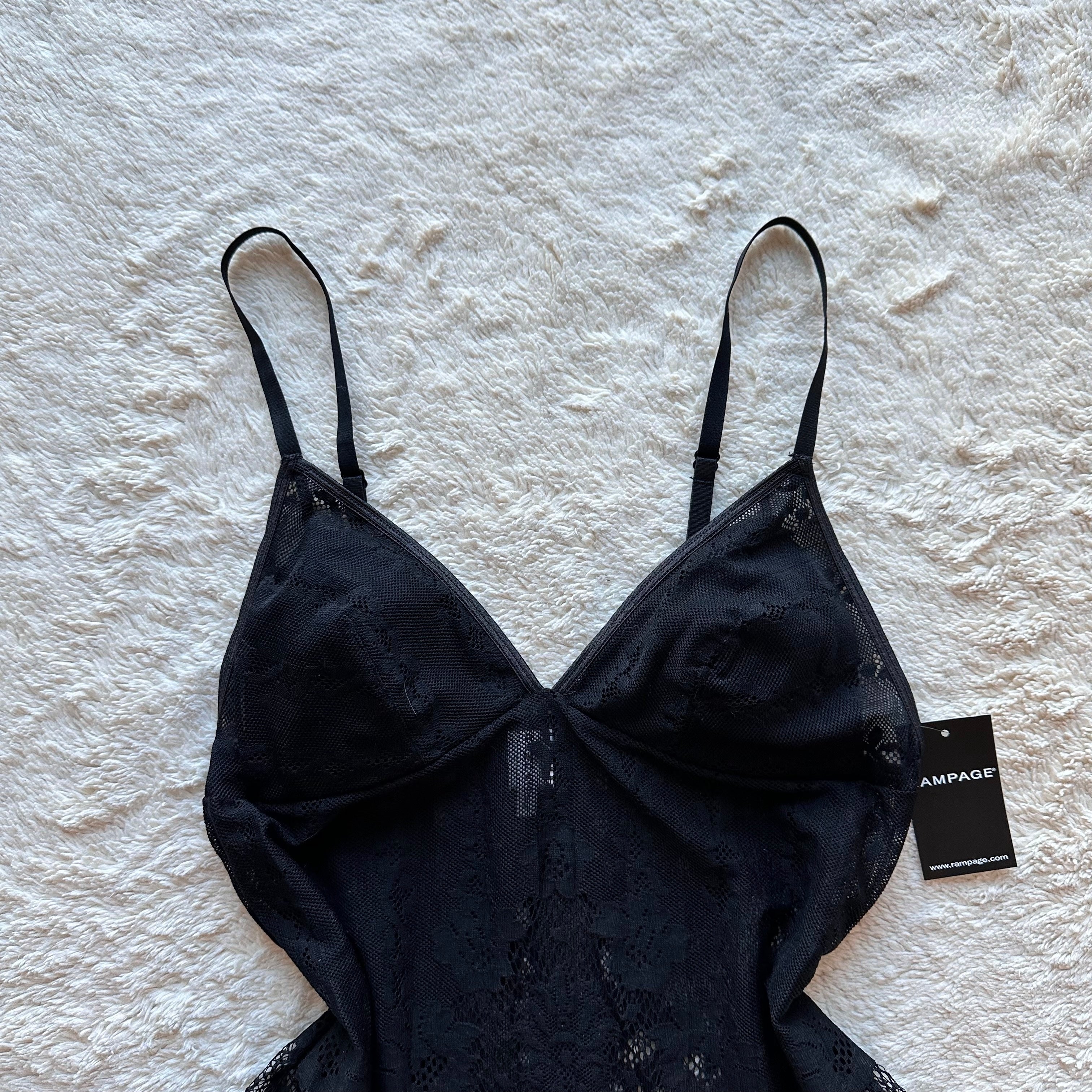 2000's midnight showgirl set