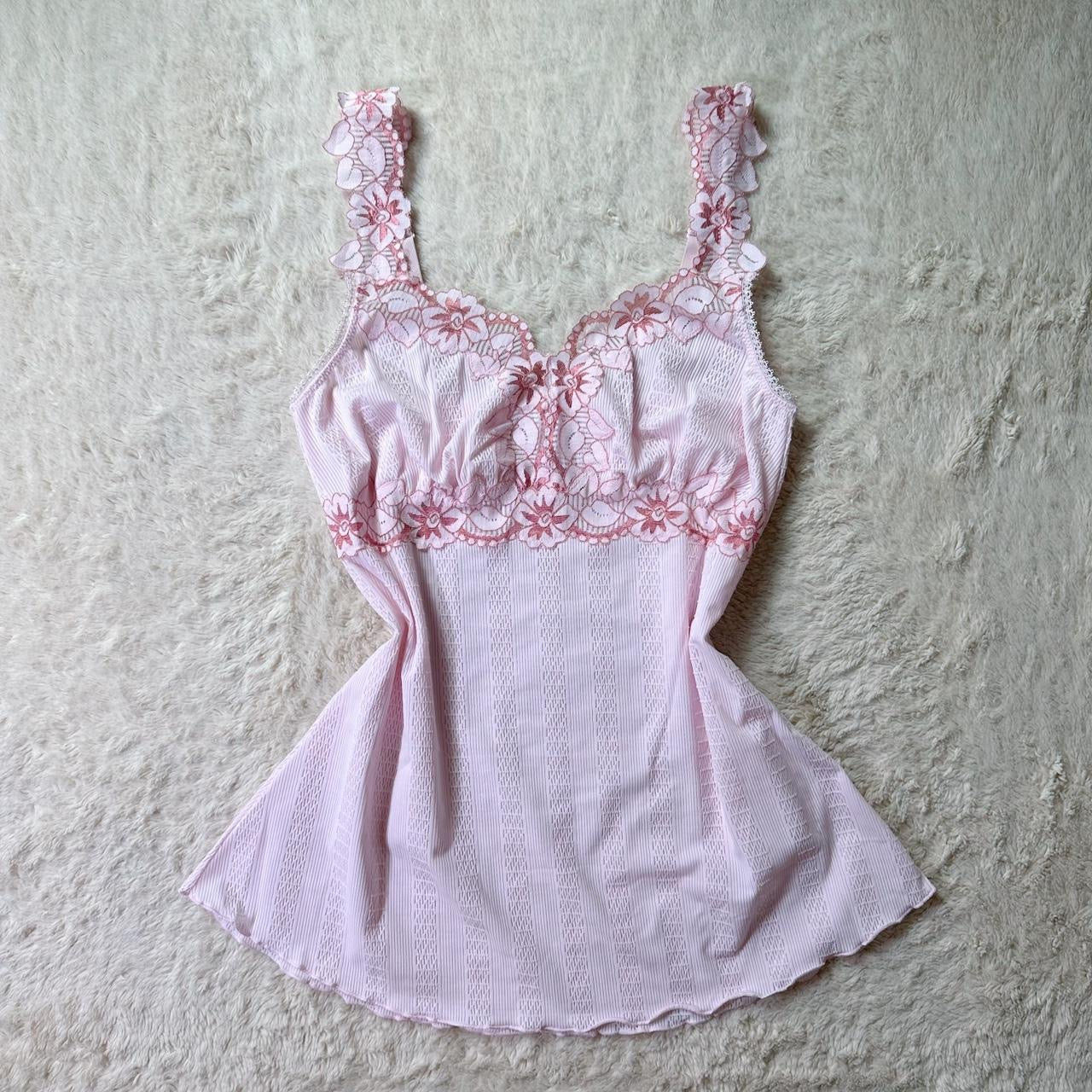 2000's baby pink hibiscus cami