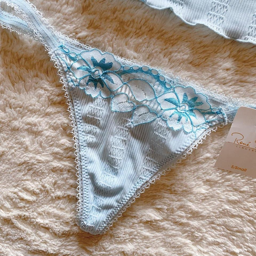 2000's hibiscus bloom set